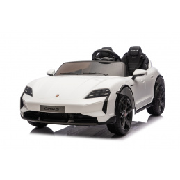 Vozidlo Porsche Taycan Turbo S Bílé