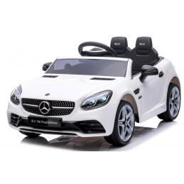 Mercedes SLC 300 bílý Pěnová kola Eva, měkké sedadlo Licence Lithium-iontová baterie