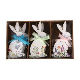 Dřevění zajíci k zavěšení velikonoční