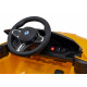 Vozidlo BMW M4 žluté