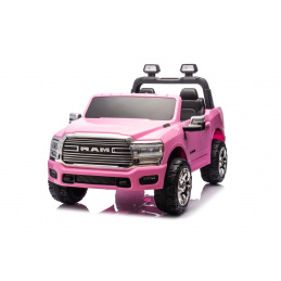 Vozidlo RAM 3500 Růžové