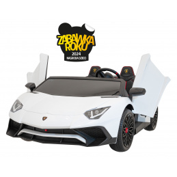 Lamborghini Aventador SV Bílé vozidlo